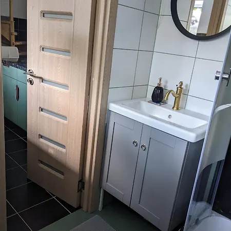 Family And Pet Friendly House Surrounded By Nature Near City Center