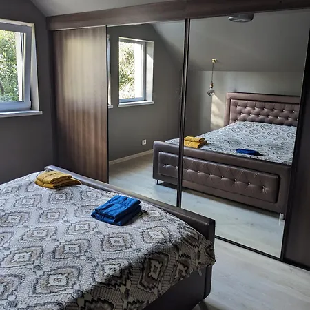 Family And Pet Friendly House Surrounded By Nature Near City Center בית נופש וילנה